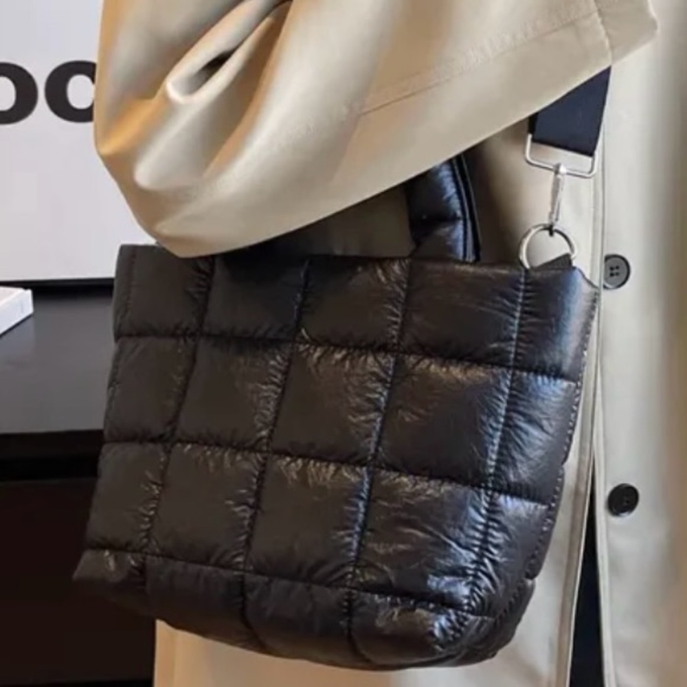 🐡 Mini Puffer Tote - Picture 3 of 11